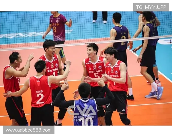 排球战术揭秘：深入分析上海排球队的制胜之道与训练秘诀