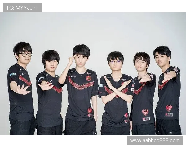 王者荣耀战术解析FPX快攻体系的优势与实战应用探讨