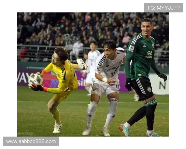 北京现代对阵蔚山现代的精彩较量揭示中韩足球的实力对比与未来发展潜力