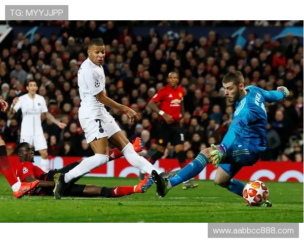 曼联与巴黎圣日耳曼2020年对决回顾及精彩瞬间分析