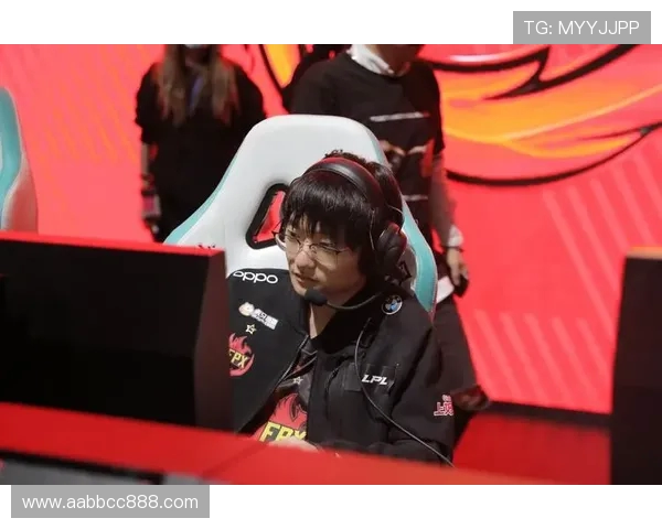 FPX战队在CSGO赛事中的经验分享与战术分析探讨 FPX战队在CSGO赛事中的经验分享与战术分析探讨