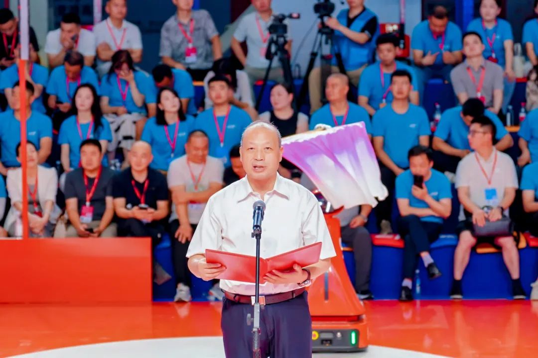米乐m6小罗代言智启新程 宁静领航——中力第七届 629 年度立异大会暨第五届(图2)